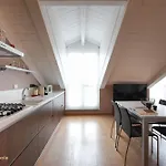 Duca Apartment